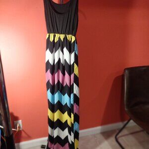 WOMEN'S SMALL Long Black Maxi Dress Multicolored Chevron